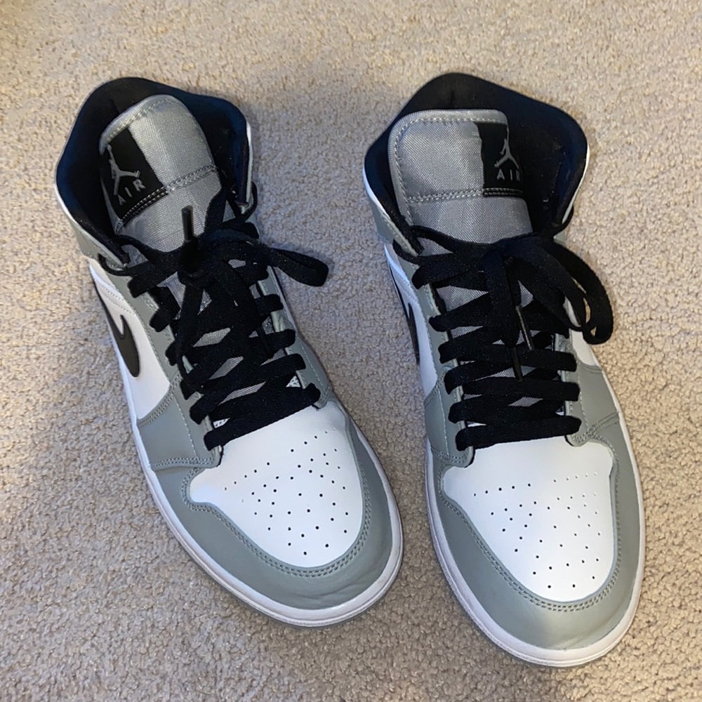 men’s size 8 smoke grey air jordans
